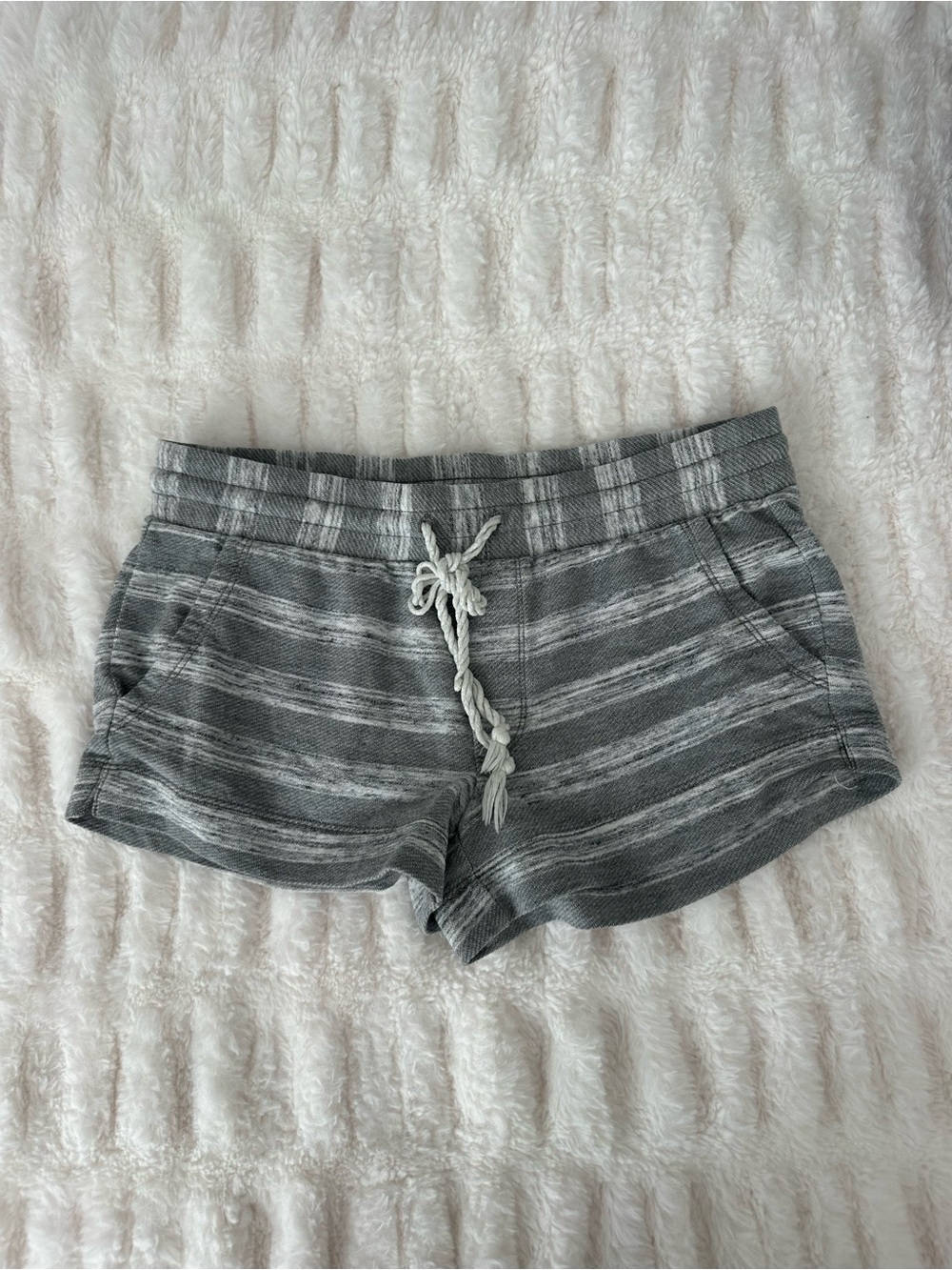 Aerie Gray Striped Women’s Lounge Shorts Size XS